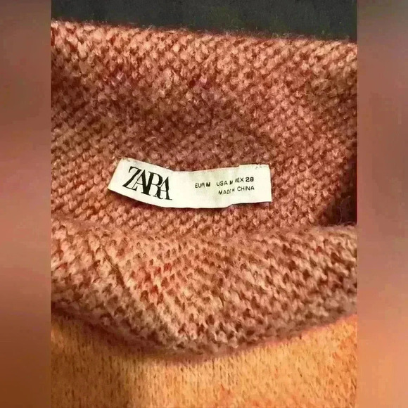Zara Bloggers Pink Burgundy Jacquard Wave Mock Neck Sweater Medium Maximalist - Picture 9 of 9
